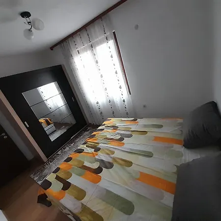 Levkov Apartman *